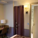 ホテル モンソー ワグラム