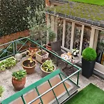 ホテル モンソー ワグラム
