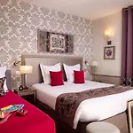 ホテル モンソー ワグラム 4*