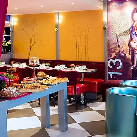 مونسو فغرام 4* باريس