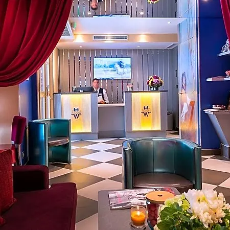 مونسو فغرام فندق باريس
