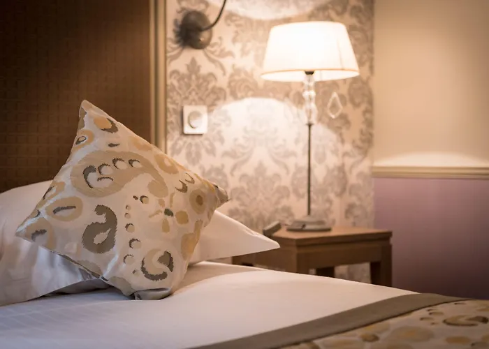 蒙斯伍瓦格兰酒店 4* 巴黎