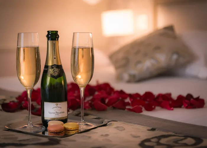 蒙斯伍瓦格兰酒店