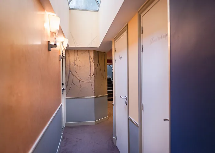 蒙斯伍瓦格兰酒店 酒店 4*