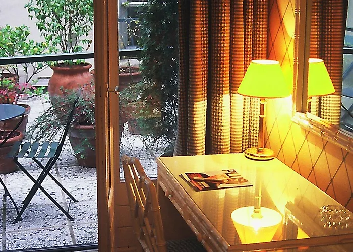 蒙斯伍瓦格兰酒店