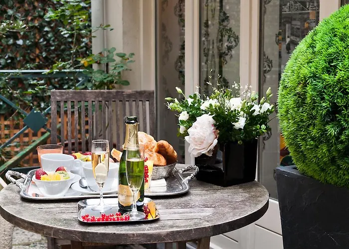 蒙斯伍瓦格兰酒店 酒店 巴黎