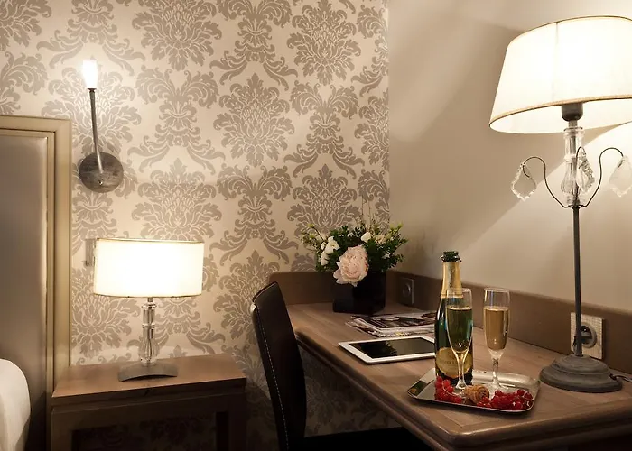 酒店 蒙斯伍瓦格兰酒店 4*