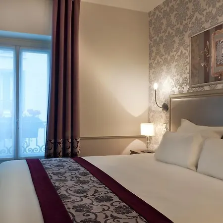 Monceau Wagram מלון 4*
